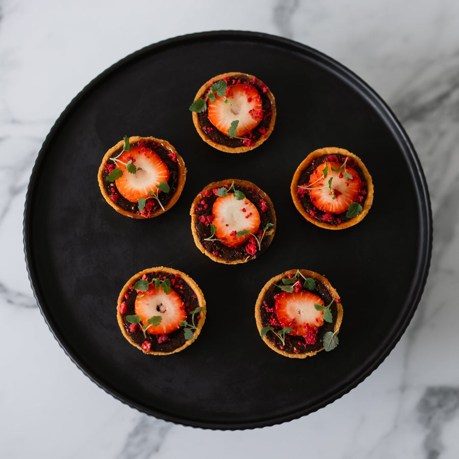 Couverture Chocolate & Salted Caramel Tartlets